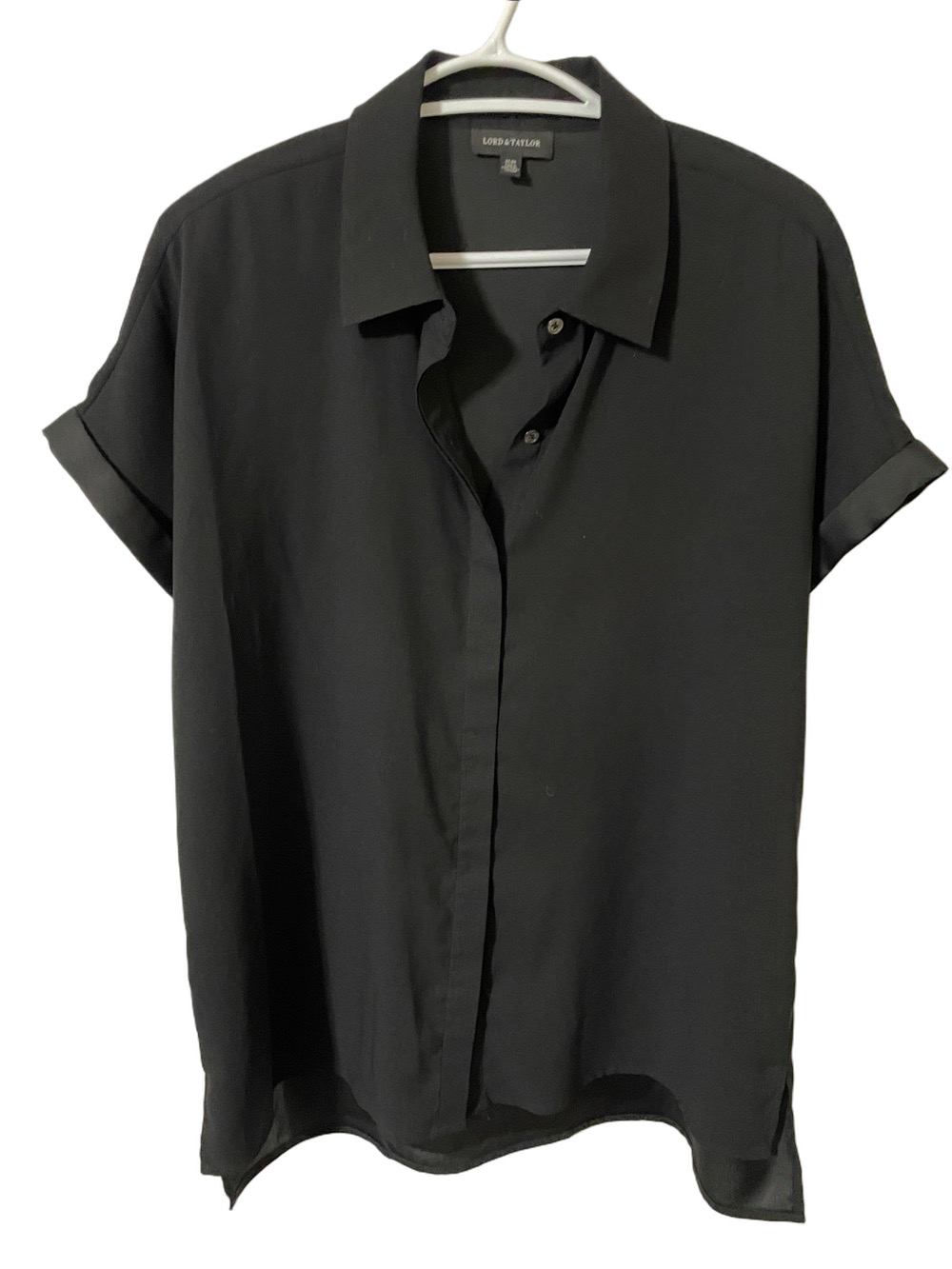 Lord & Taylor Black Short-Sleeve Button-Down Shirt Size Medium